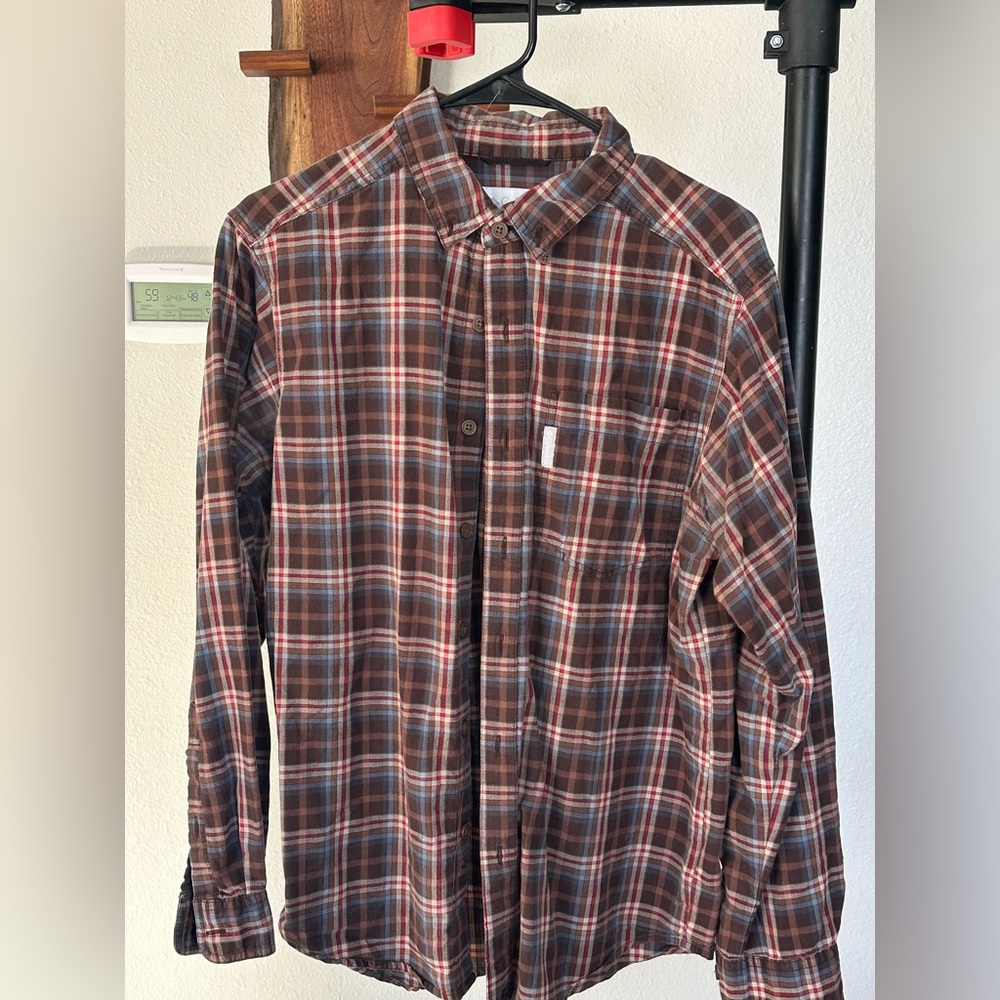 Men’s Columbia size small button down shirt